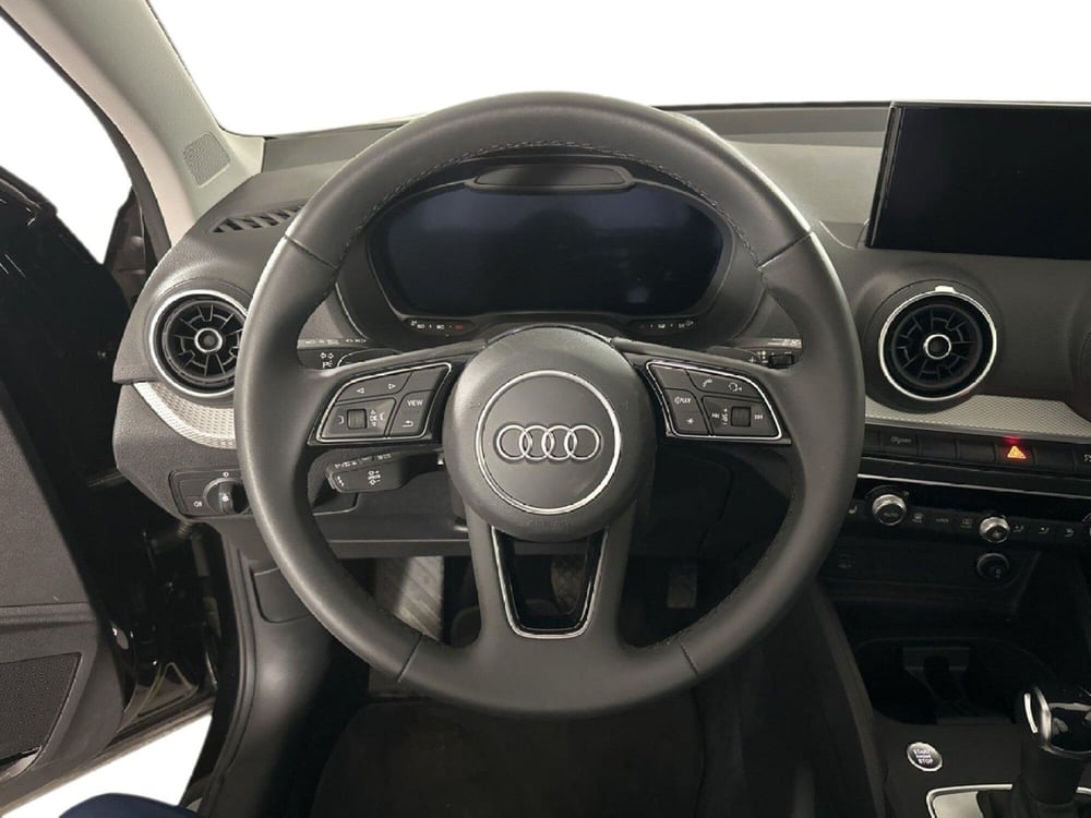 Audi Q2 usata a Napoli (11)