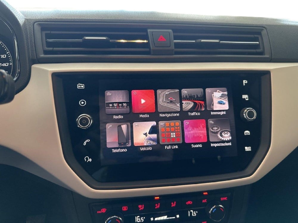SEAT Arona usata a Napoli (12)
