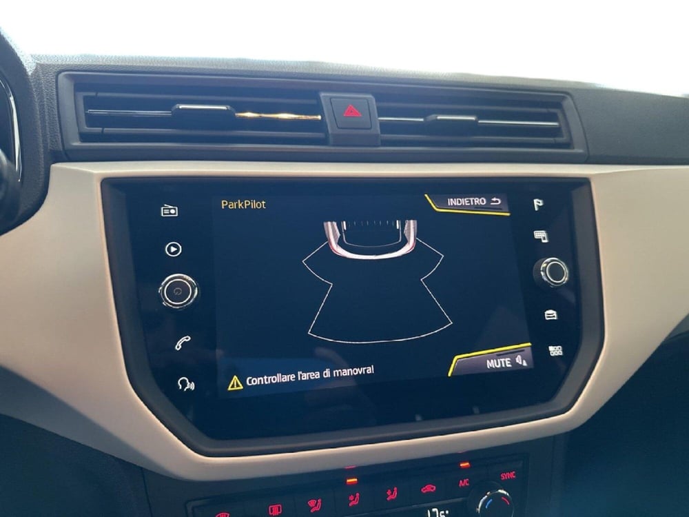 SEAT Arona usata a Napoli (14)