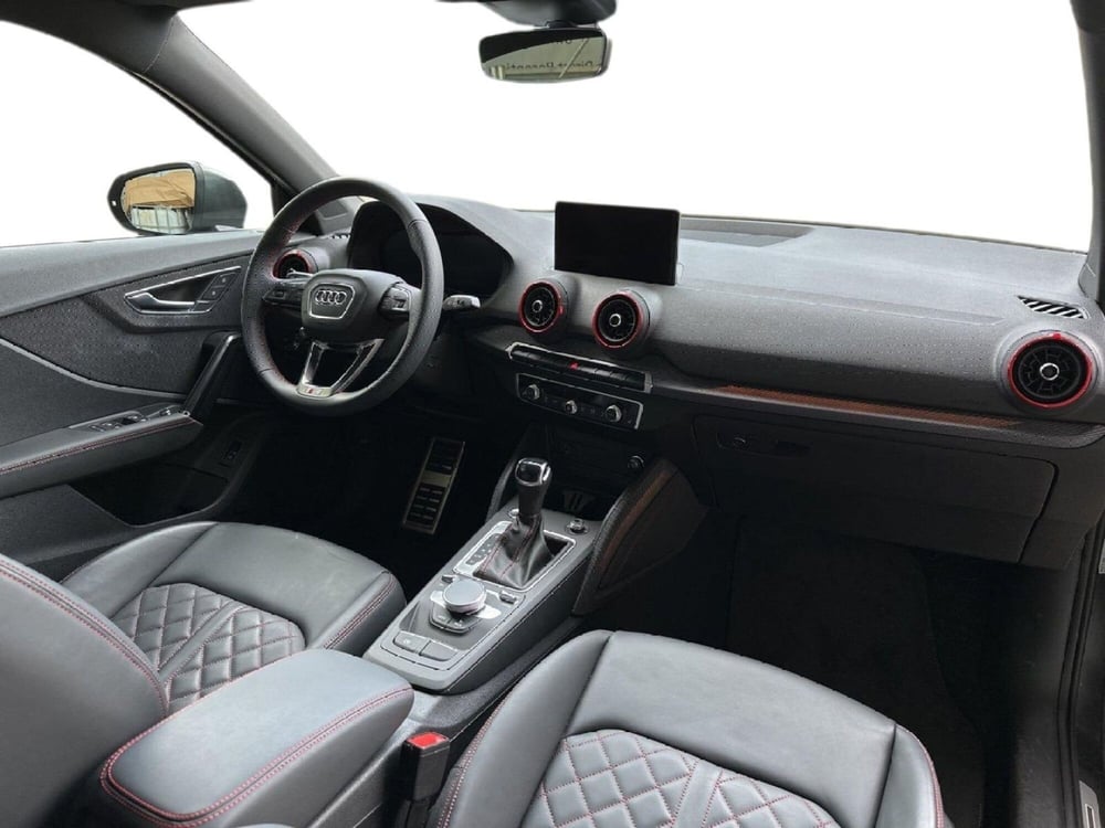 Audi Q2 usata a Napoli (10)