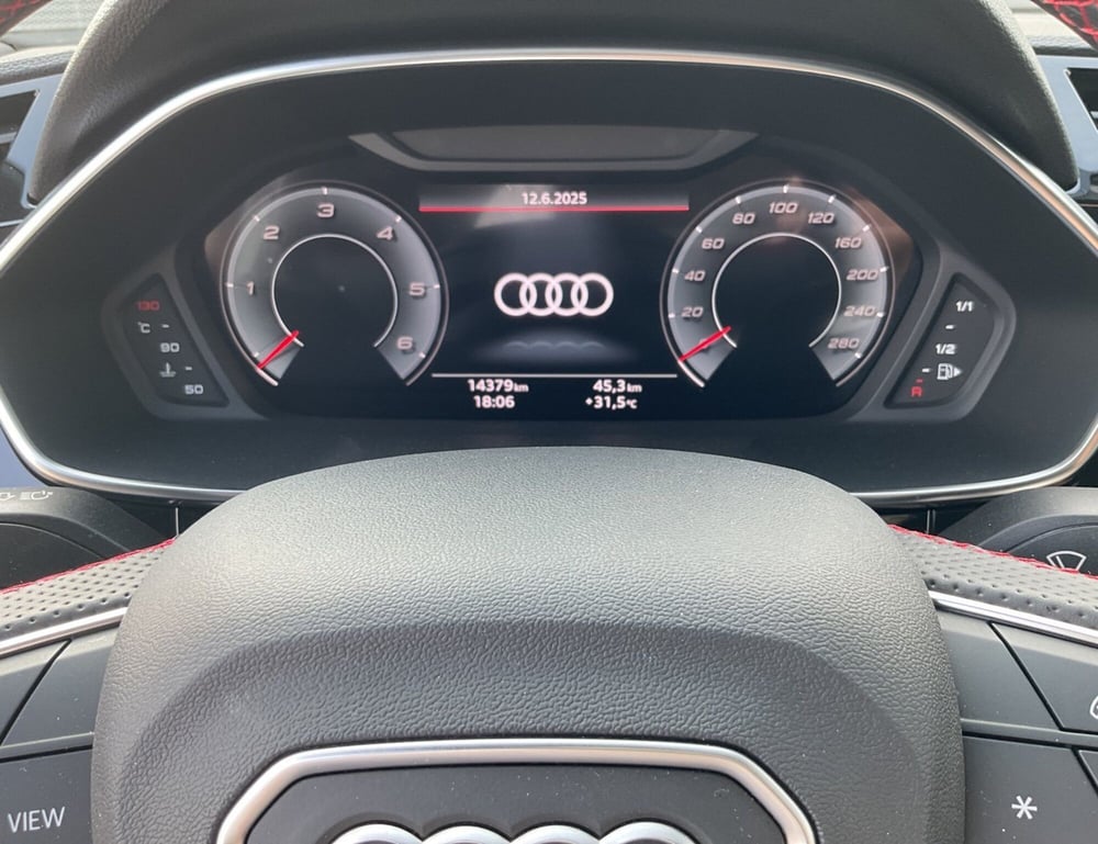 Audi Q3 Sportback usata a Caserta (12)