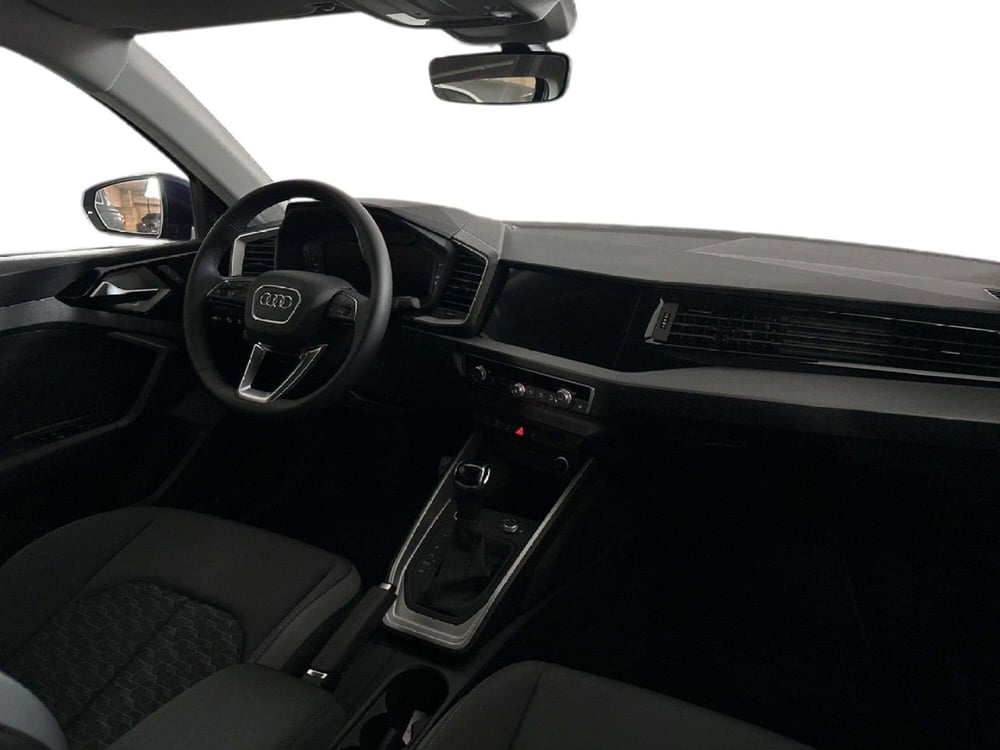 Audi A1 allstreet usata a Napoli (10)