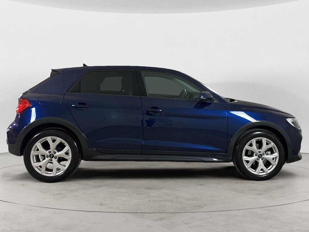Audi A1 allstreet usata a Napoli (5)