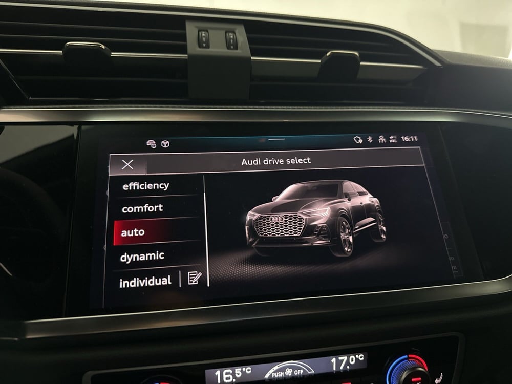 Audi Q3 Sportback usata a Napoli (14)
