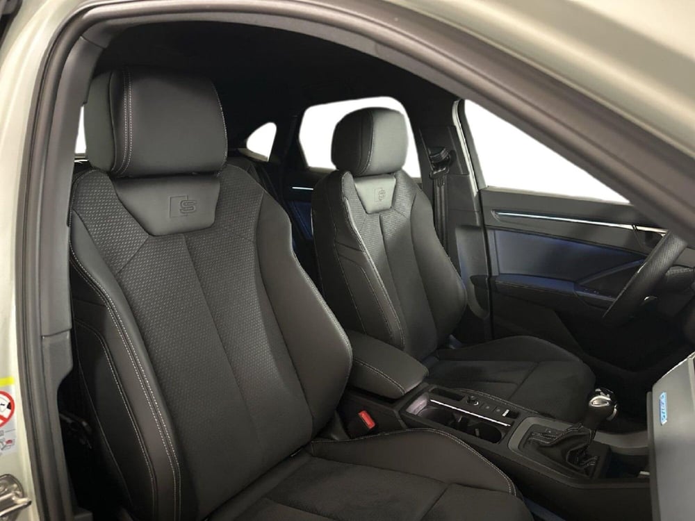 Audi Q3 Sportback usata a Napoli (9)