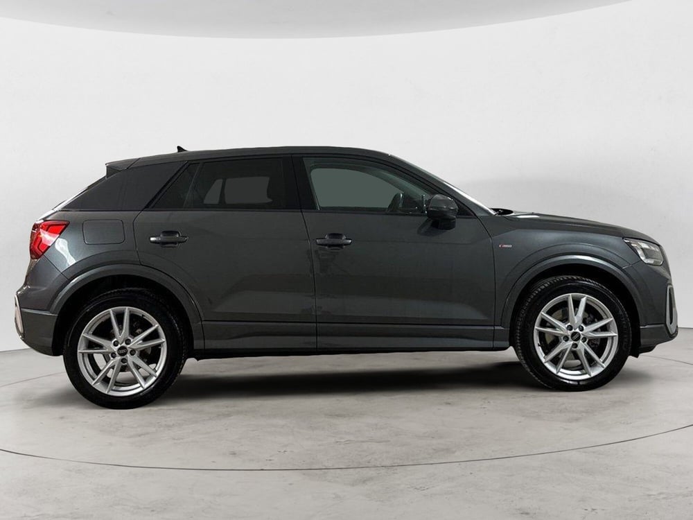 Audi Q2 usata a Napoli (3)