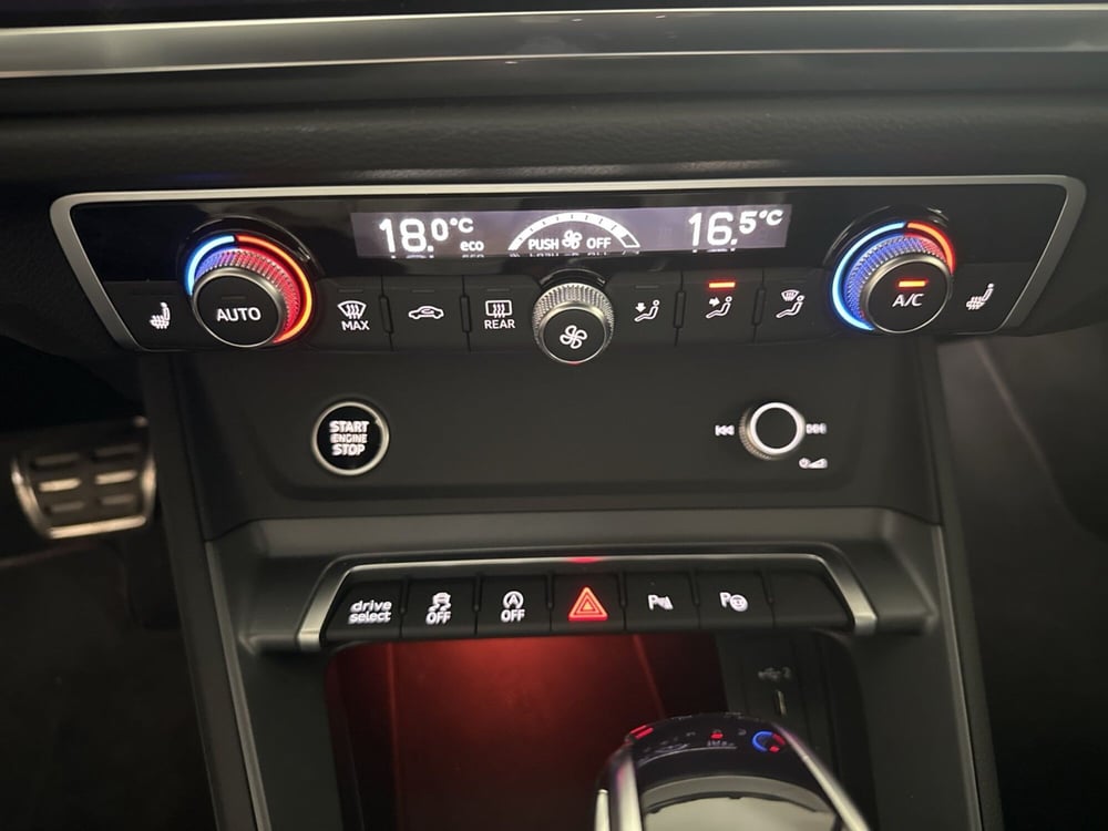 Audi Q3 Sportback usata a Napoli (17)