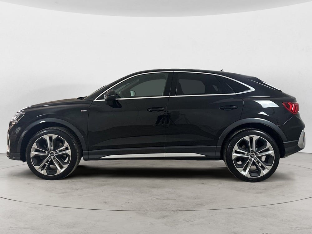 Audi Q3 Sportback usata a Napoli (3)