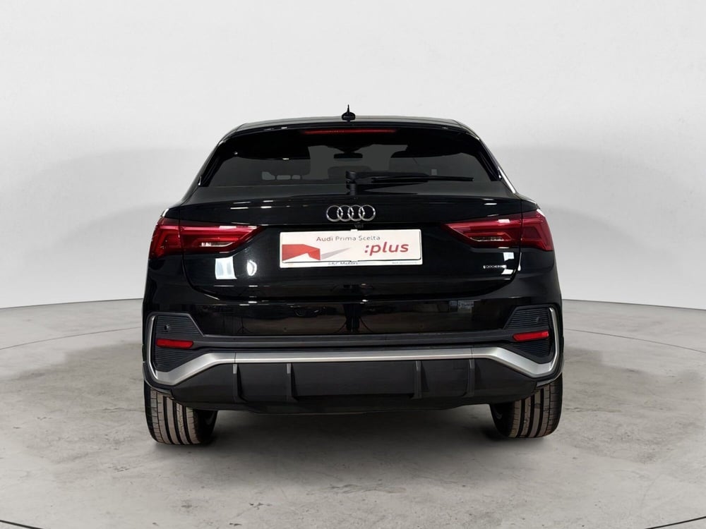 Audi Q3 Sportback usata a Napoli (6)