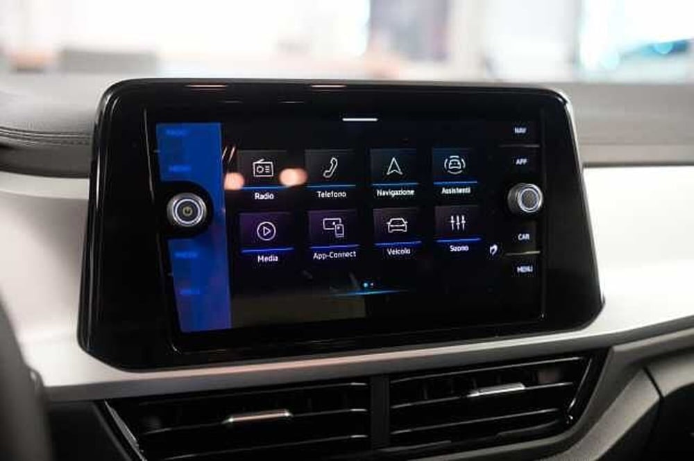 Volkswagen T-Roc nuova a Rovigo (10)