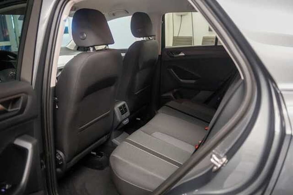 Volkswagen T-Roc nuova a Rovigo (14)