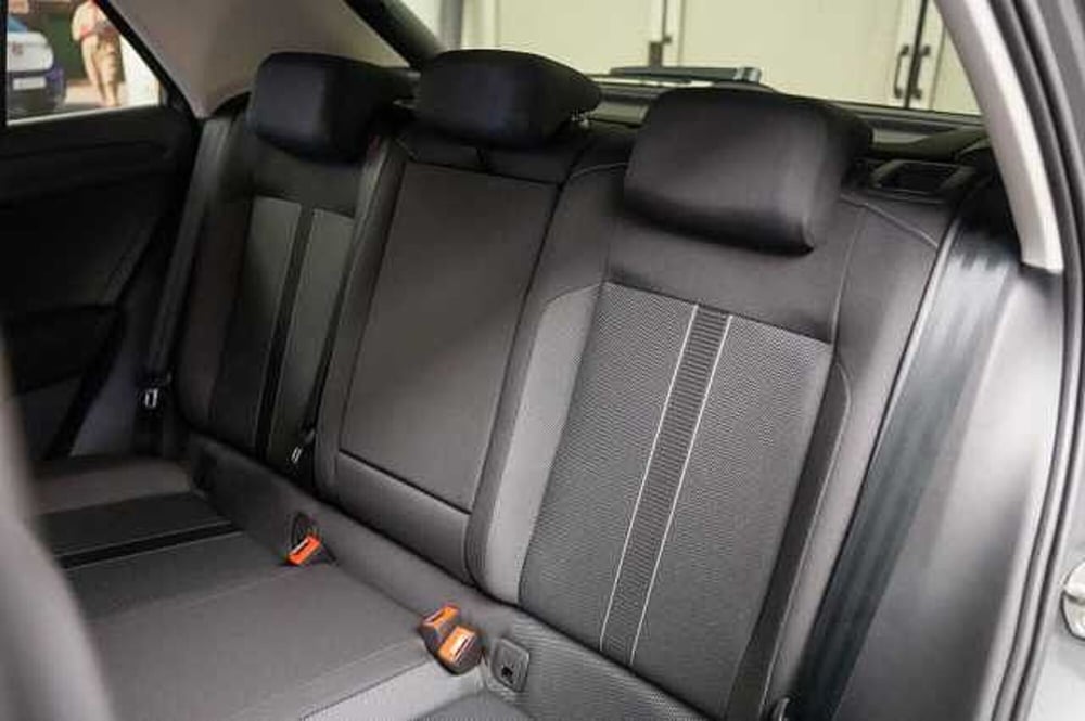 Volkswagen T-Roc nuova a Rovigo (15)