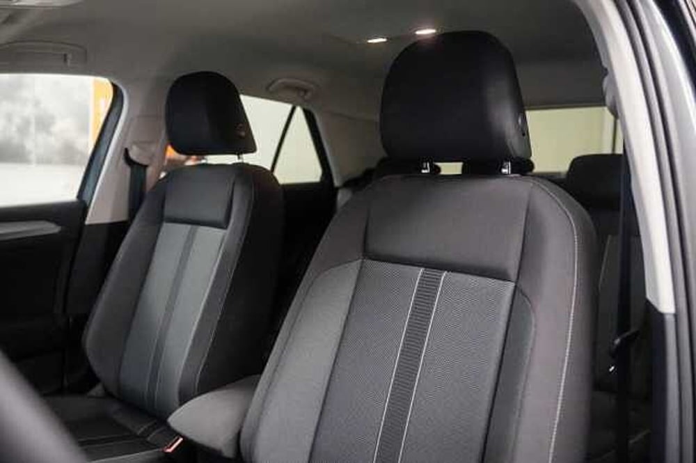 Volkswagen T-Roc nuova a Rovigo (7)