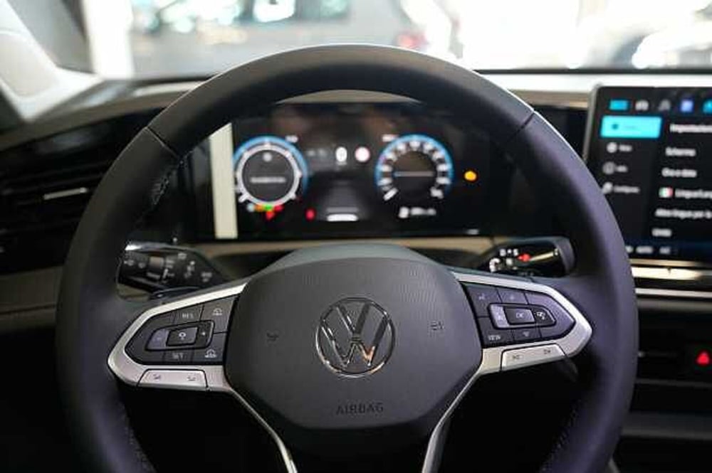 Volkswagen Tiguan nuova a Rovigo (6)