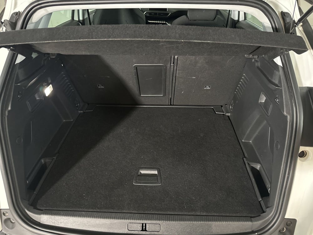 Peugeot 3008 usata a Napoli (18)