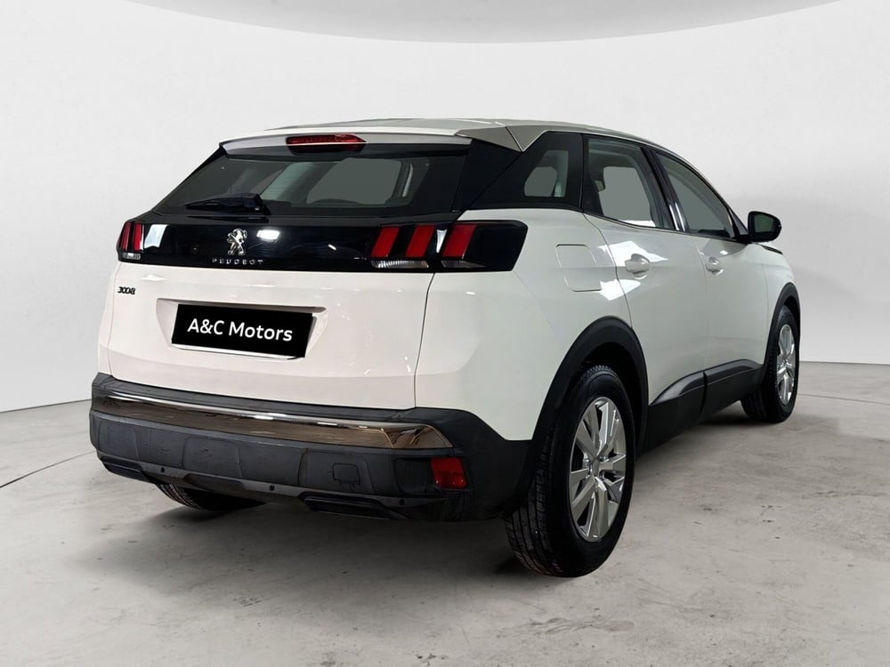 Peugeot 3008 usata a Napoli (4)