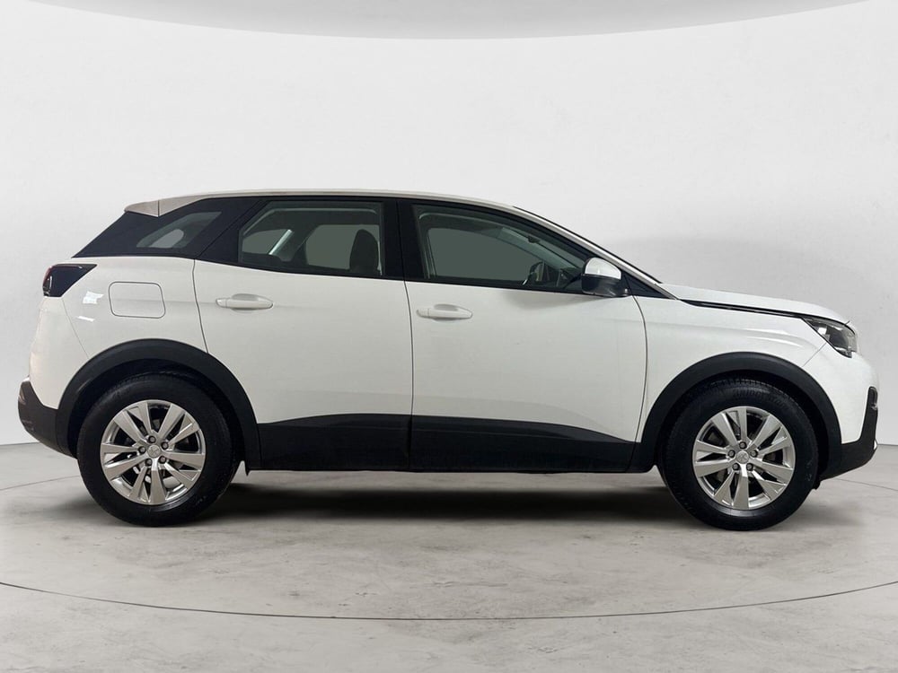 Peugeot 3008 usata a Napoli (5)