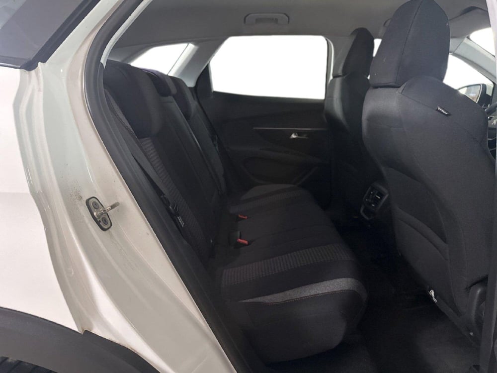 Peugeot 3008 usata a Napoli (8)