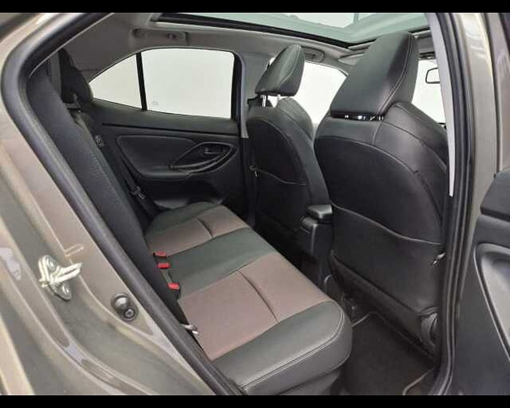 Toyota Yaris Cross usata a Milano (11)