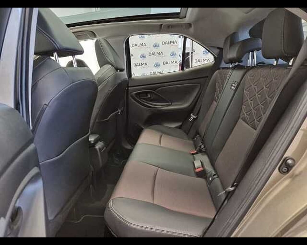 Toyota Yaris Cross usata a Milano (12)