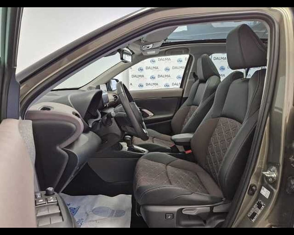 Toyota Yaris Cross usata a Milano (5)