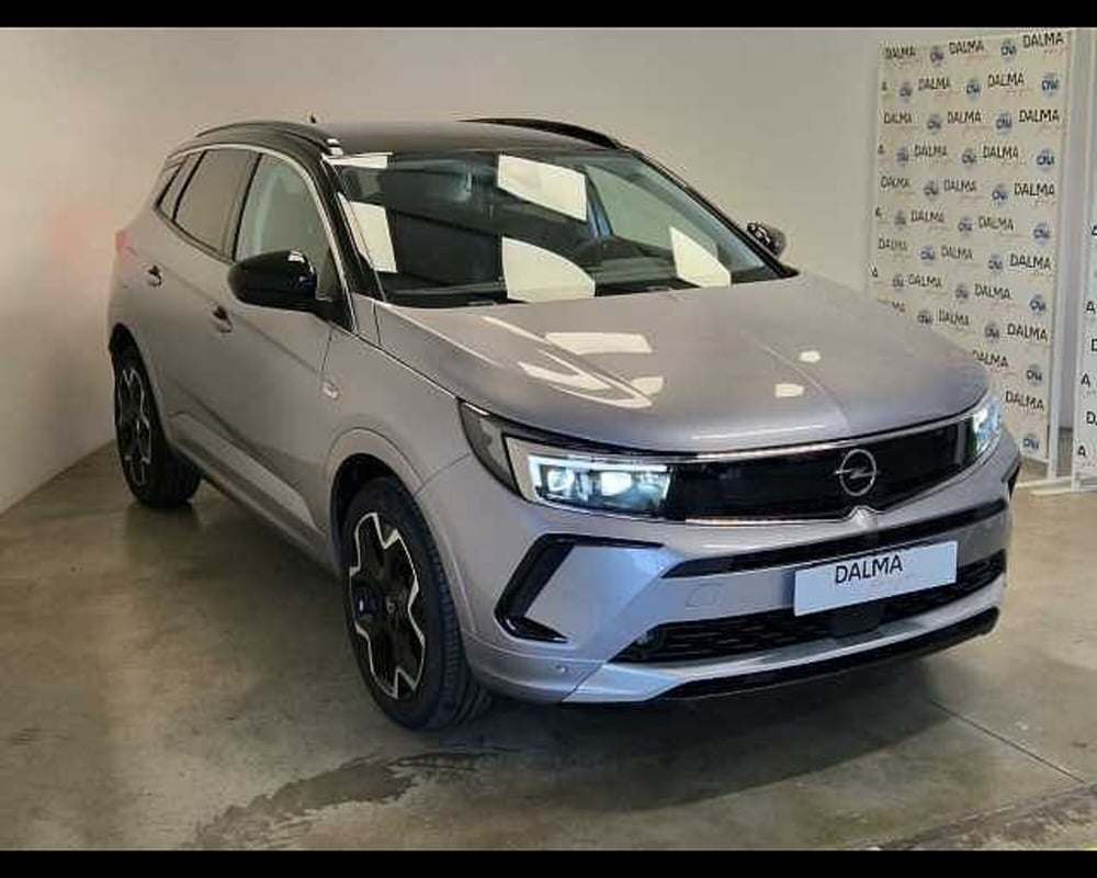 Opel Grandland usata a Milano (16)