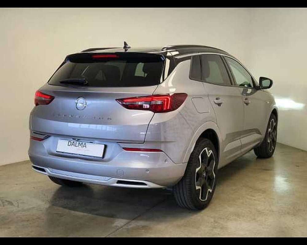 Opel Grandland usata a Milano (4)