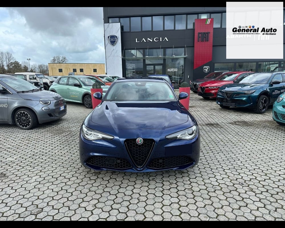 Alfa Romeo Giulia usata a Lucca (2)