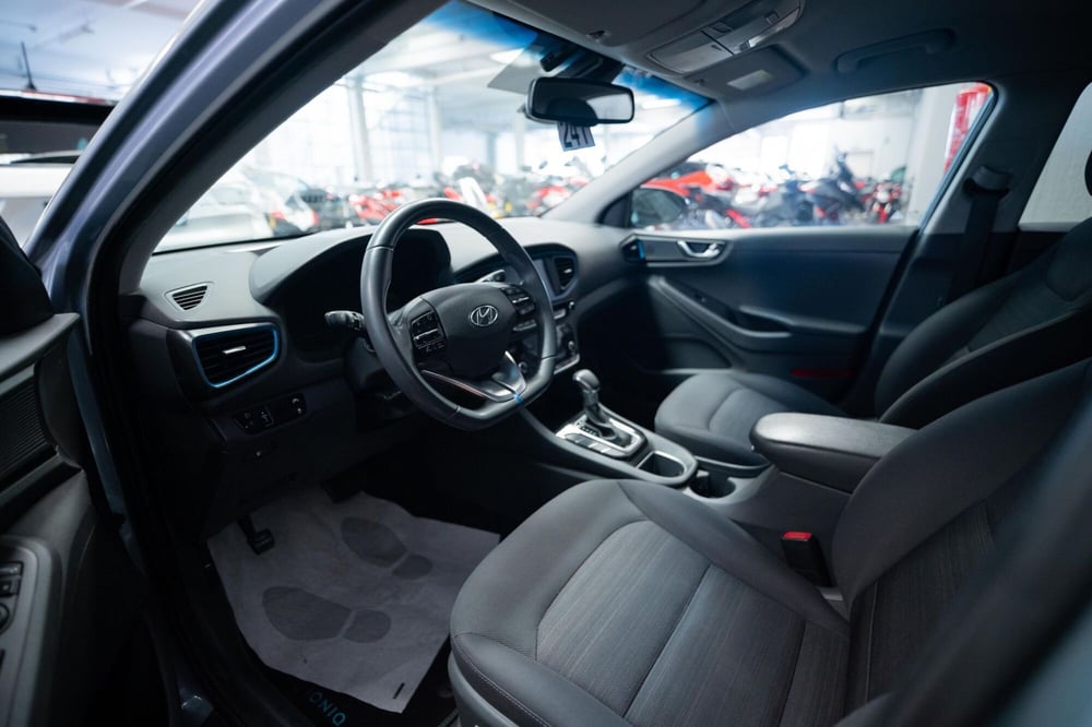 Hyundai Ioniq usata a Torino (4)
