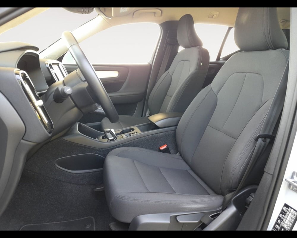 Volvo XC40 usata a Ravenna (9)