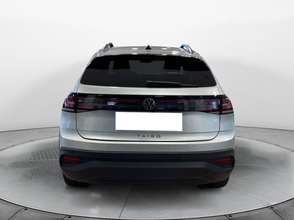 Volkswagen Taigo nuova a Varese (5)