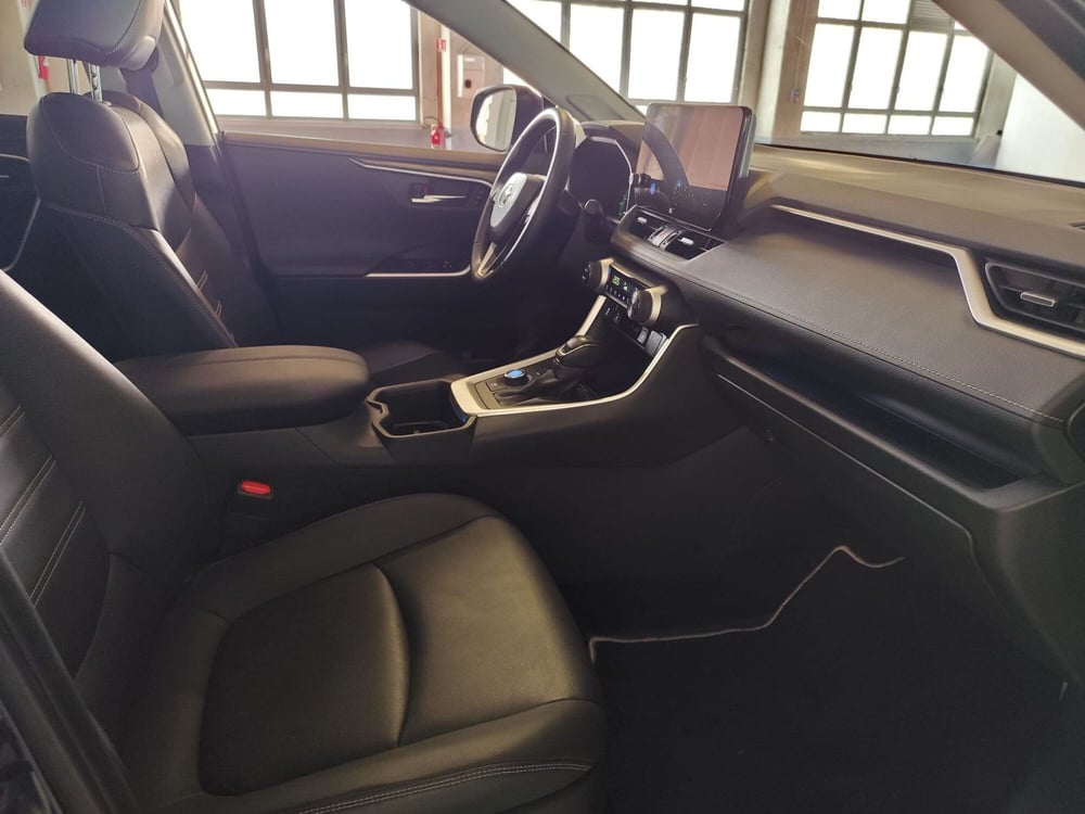 Toyota Rav4 usata a Milano (19)