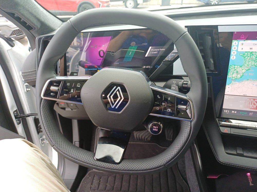 Renault Scenic E-Tech Electric usata a Frosinone (16)