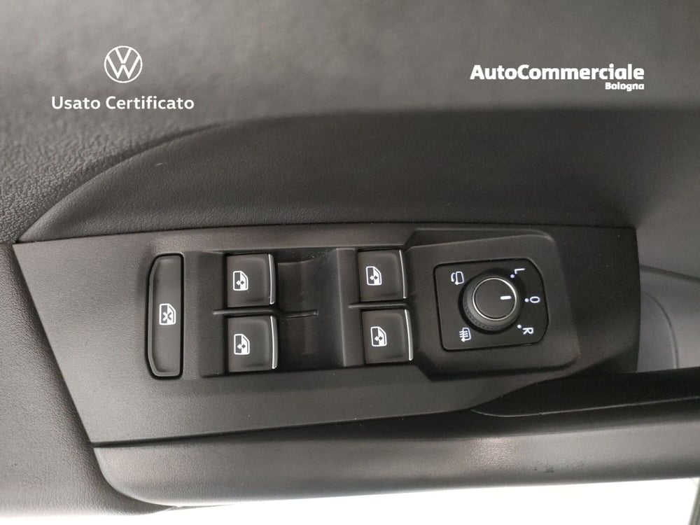 Volkswagen T-Cross usata a Bologna (9)