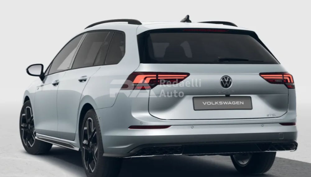 Volkswagen Golf Variant nuova a Lecco (3)