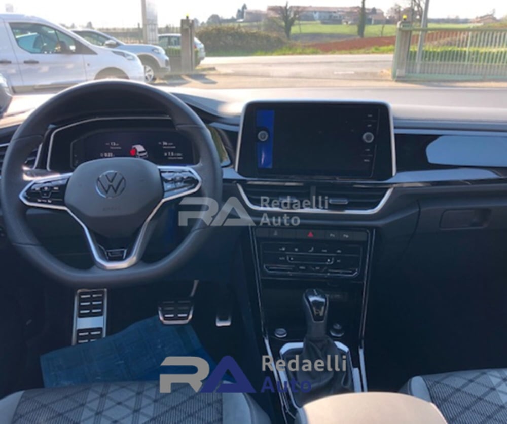 Volkswagen T-Roc nuova a Lecco (7)