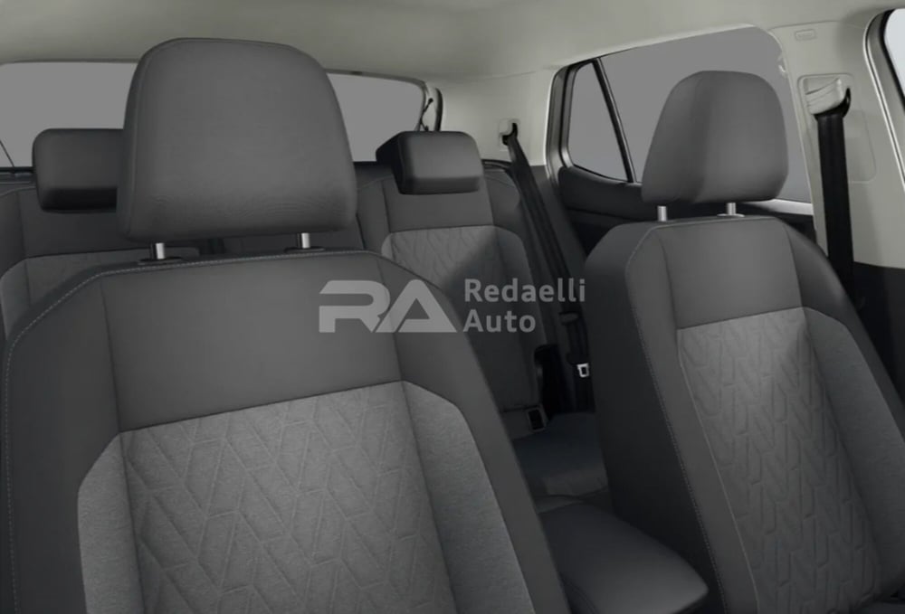 Volkswagen T-Cross nuova a Lecco (7)