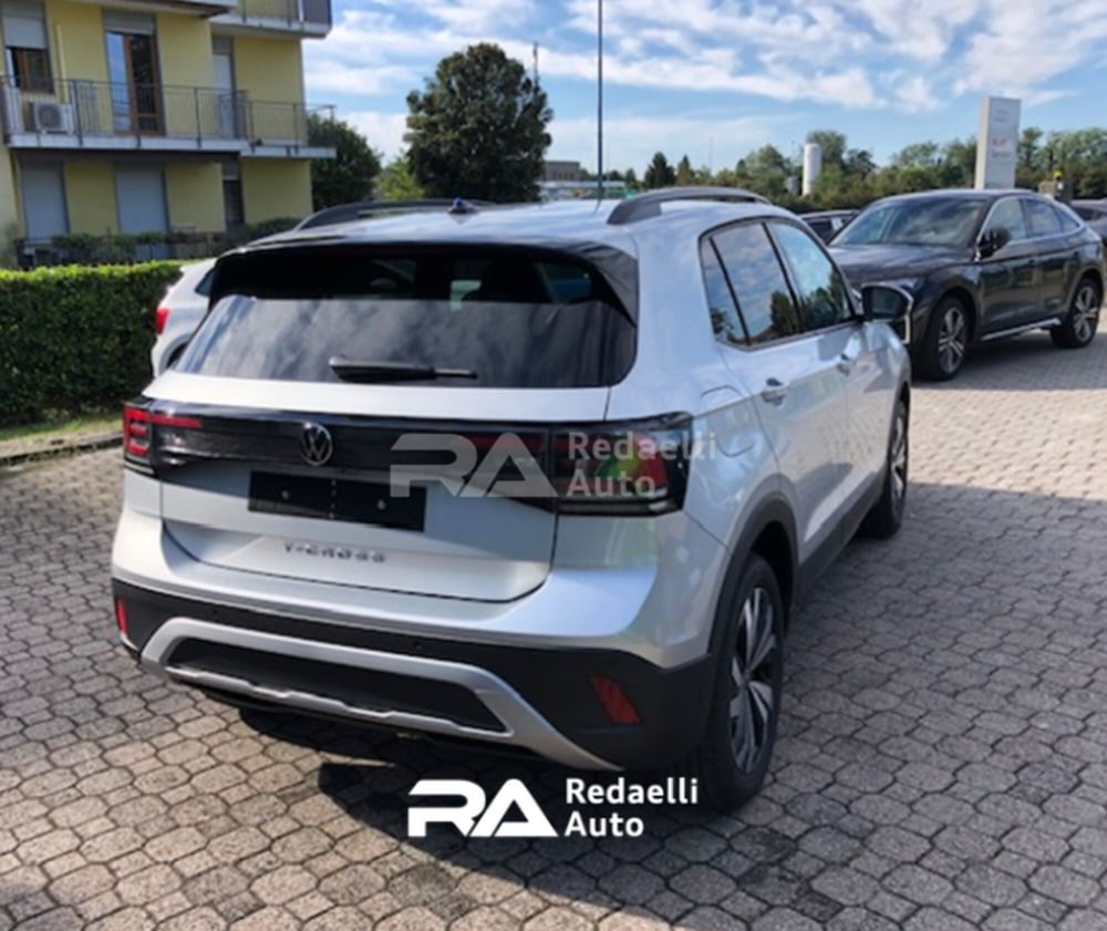 Volkswagen T-Cross nuova a Lecco (3)