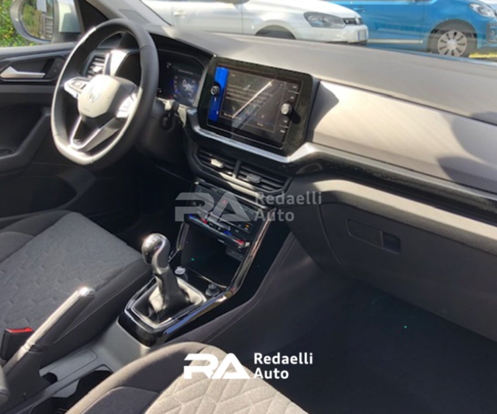 Volkswagen T-Cross nuova a Lecco (8)