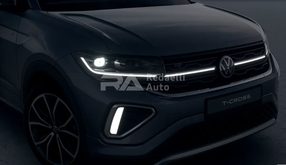 Volkswagen T-Cross nuova a Lecco (4)