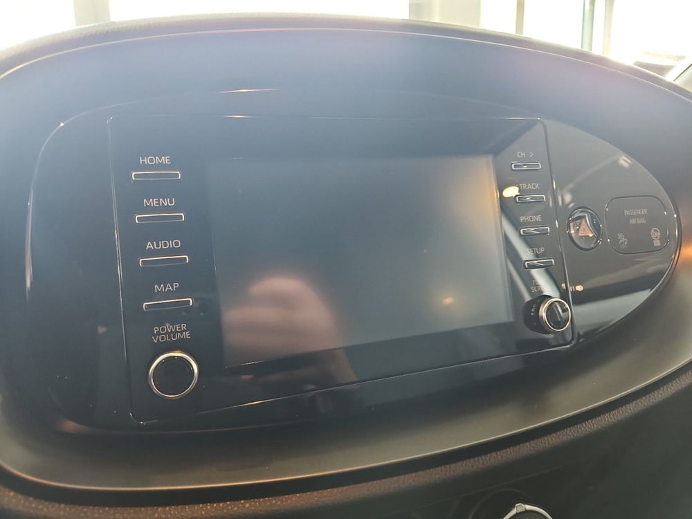 Toyota Aygo X usata a Vicenza (10)