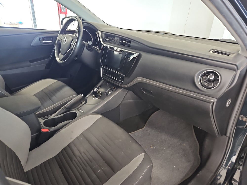 Toyota Auris Station Wagon usata a Vicenza (6)
