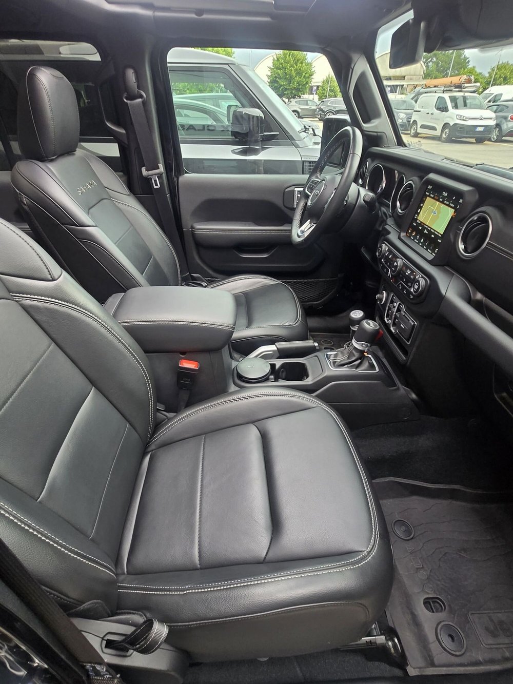 Jeep Wrangler Unlimited usata a Frosinone (12)