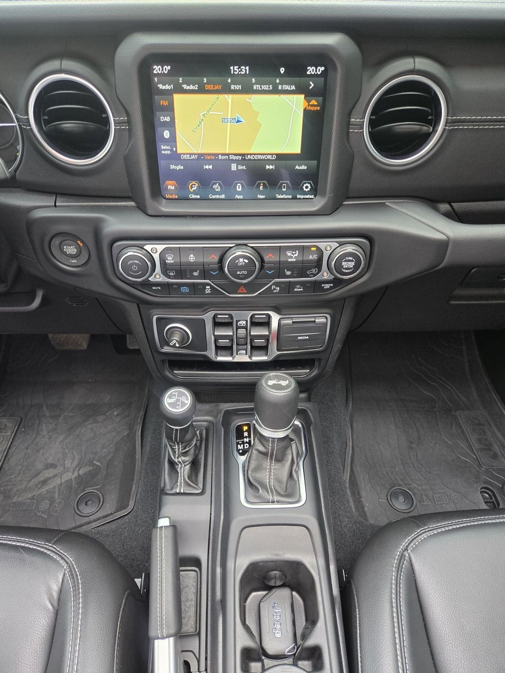 Jeep Wrangler Unlimited usata a Frosinone (17)