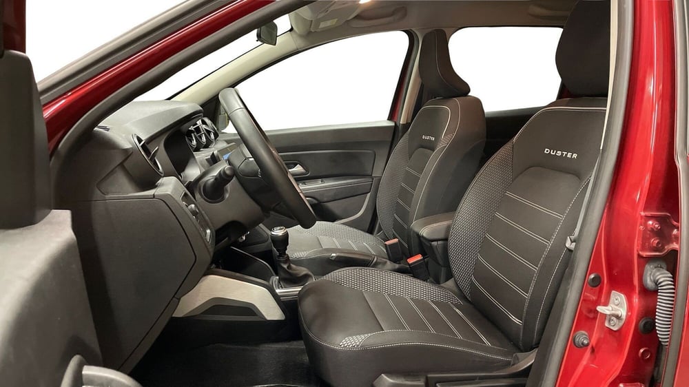 Dacia Duster usata a Varese (12)