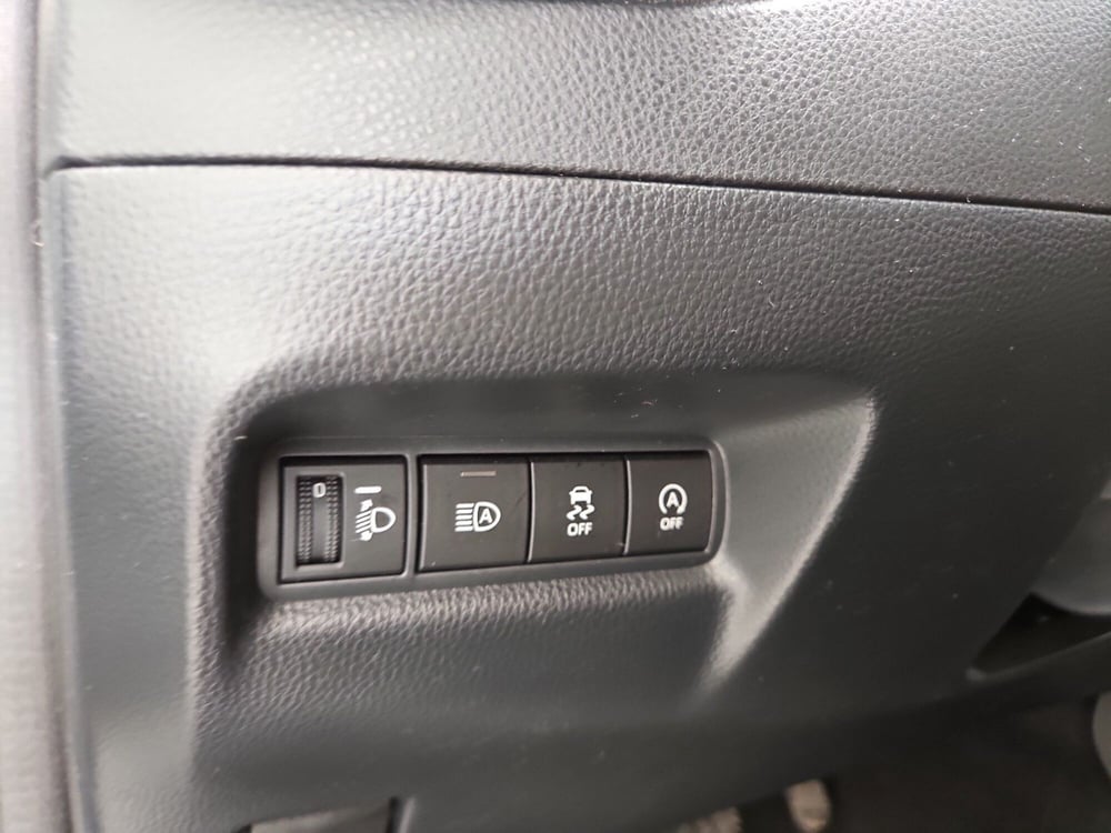 Toyota Aygo X usata a Vicenza (9)