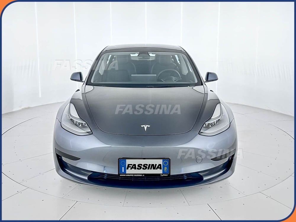 Tesla Model 3 usata a Milano (2)