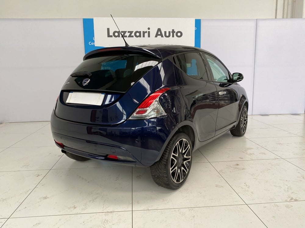 Lancia Ypsilon usata a Lodi (4)
