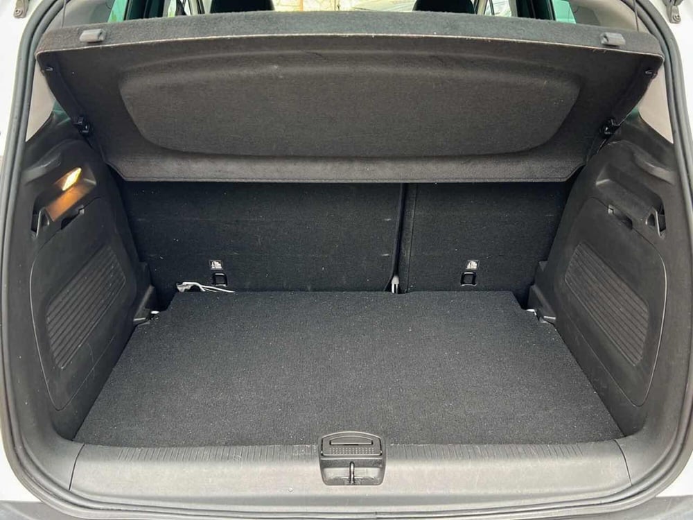 Opel Crossland usata a Foggia (15)