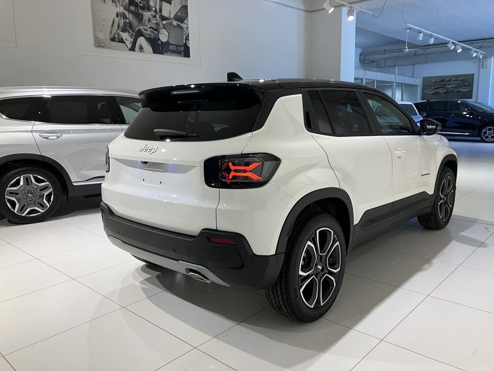 Jeep Avenger nuova a Parma (6)